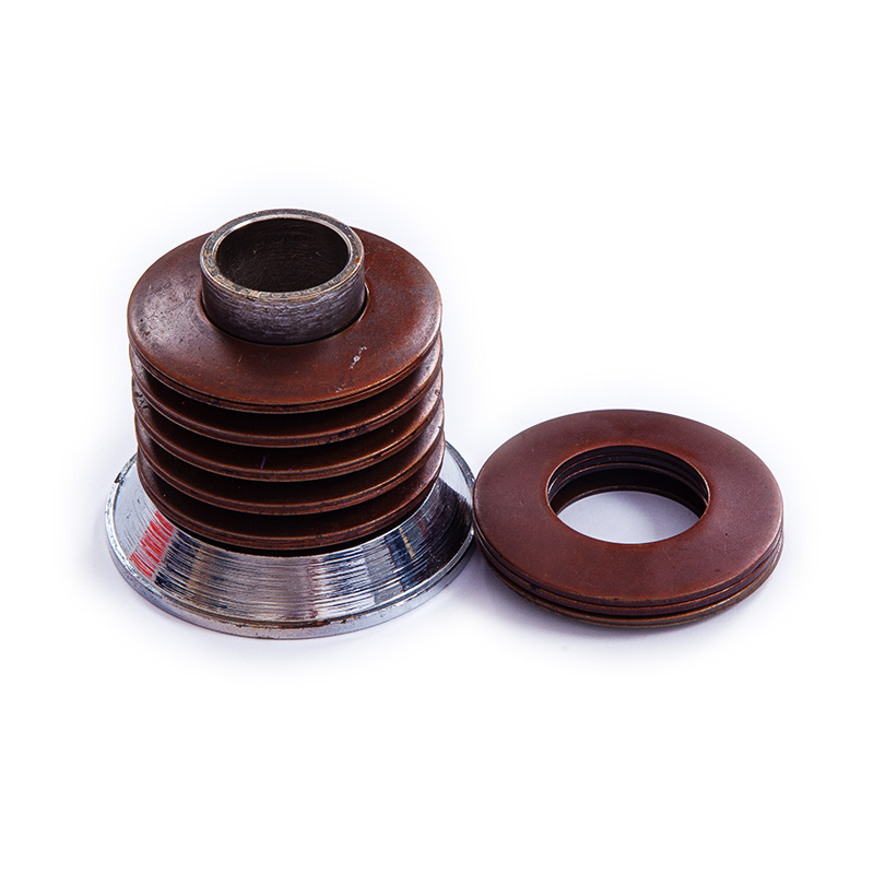 �͸��g���Ώ��ɽM��